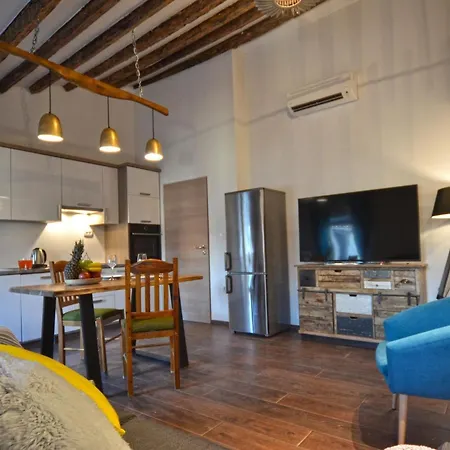 Apartment Elegant Old Town - One Bedroom *